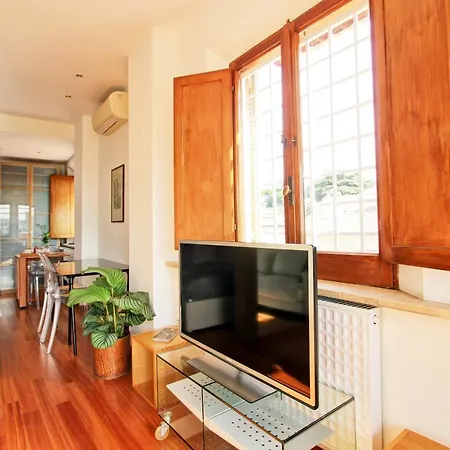 Spanish Steps View Apartment Rom