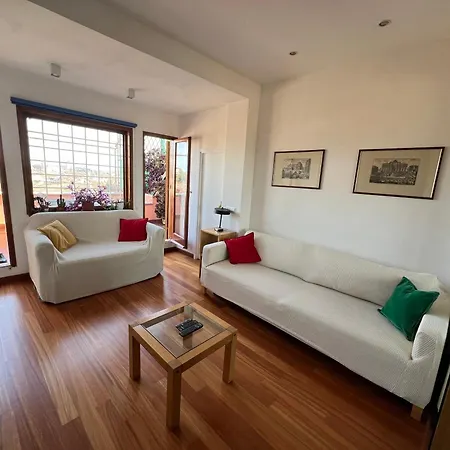 Spanish Steps View Apartment *