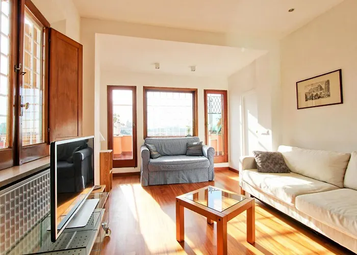 Apartment Spanish Steps View