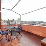 Spanish Steps View Apartmán